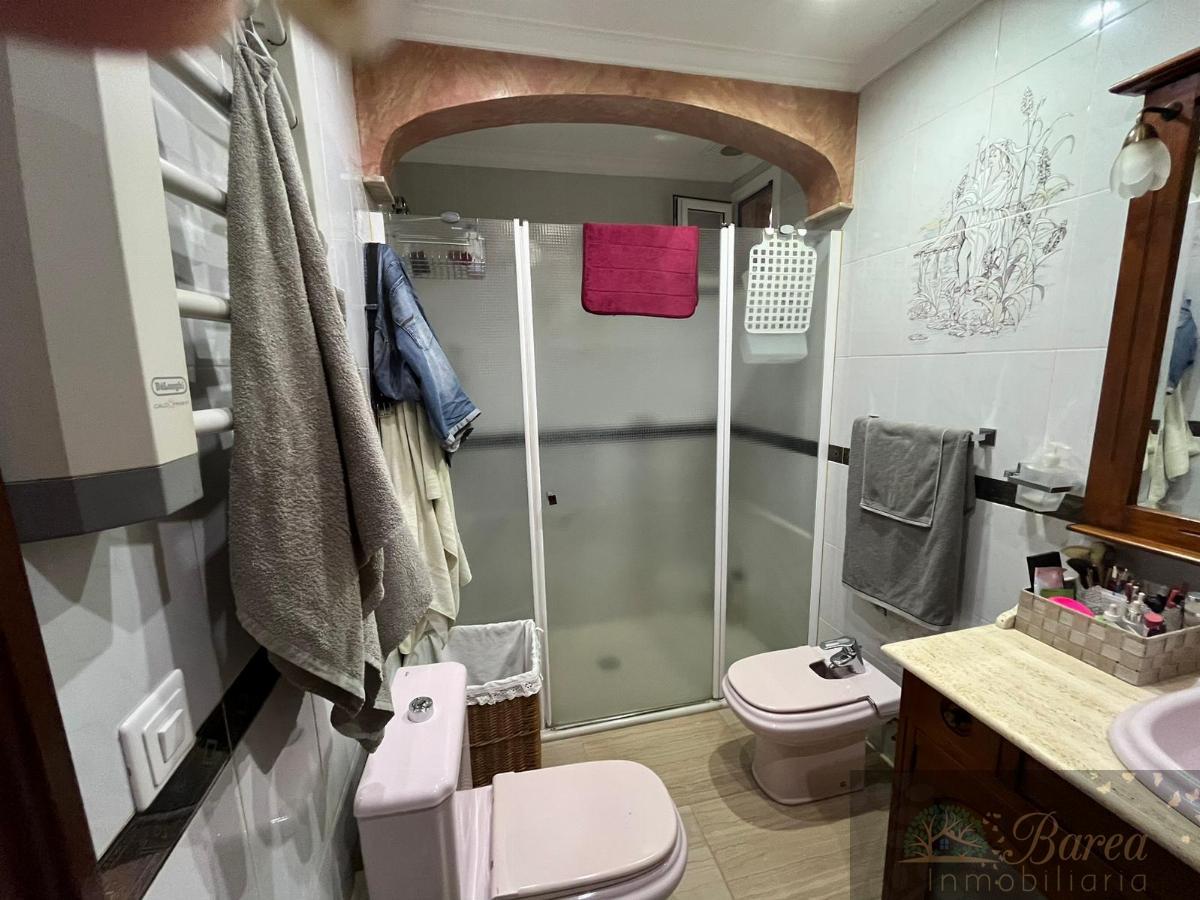 Verkoop van kleine villa in Rute