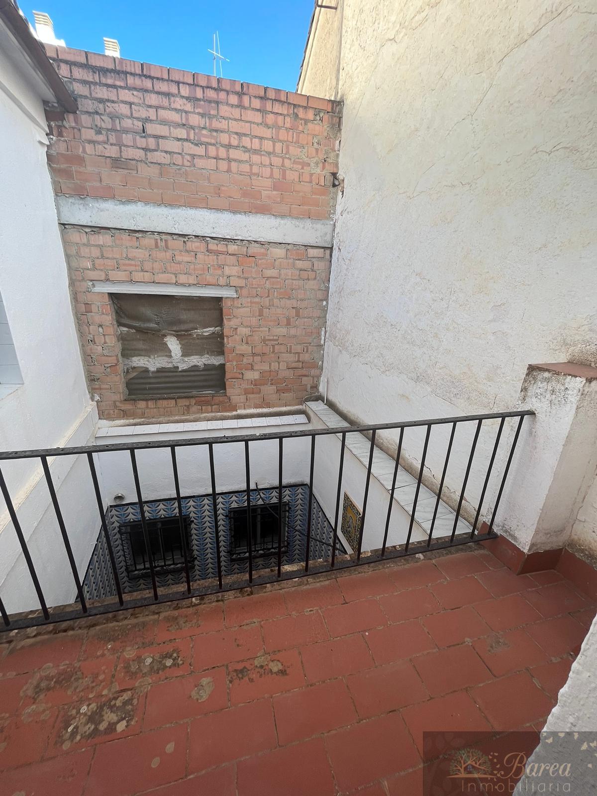For sale of house in Rute
