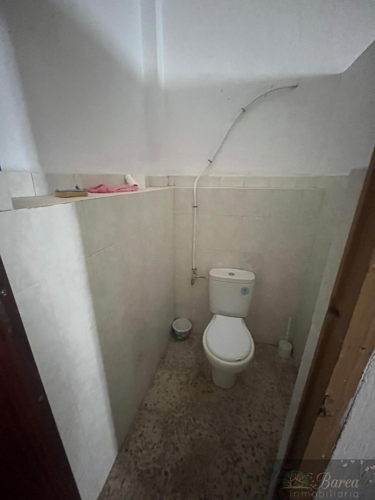 For sale of house in Rute
