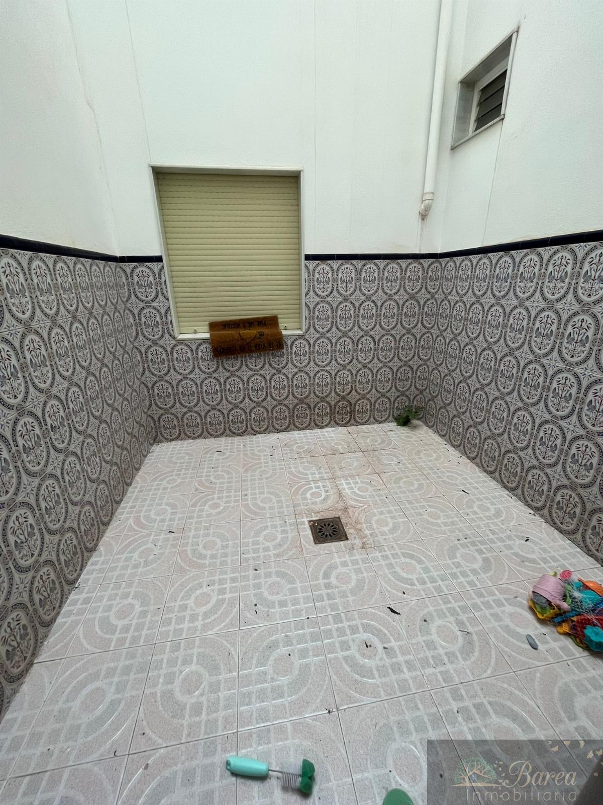 Zu verkaufen von wohnung in
 Rute