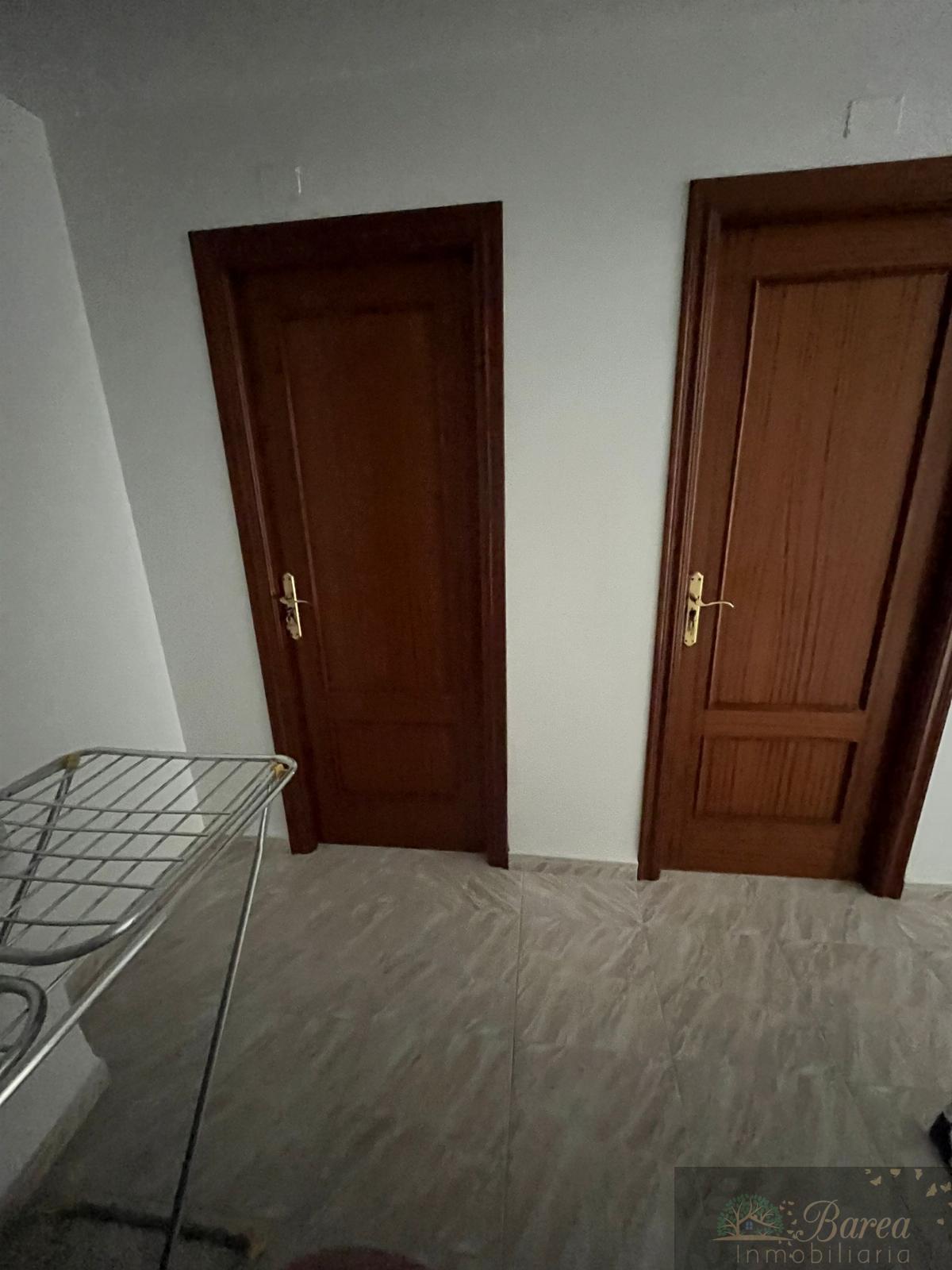 Zu verkaufen von wohnung in
 Rute