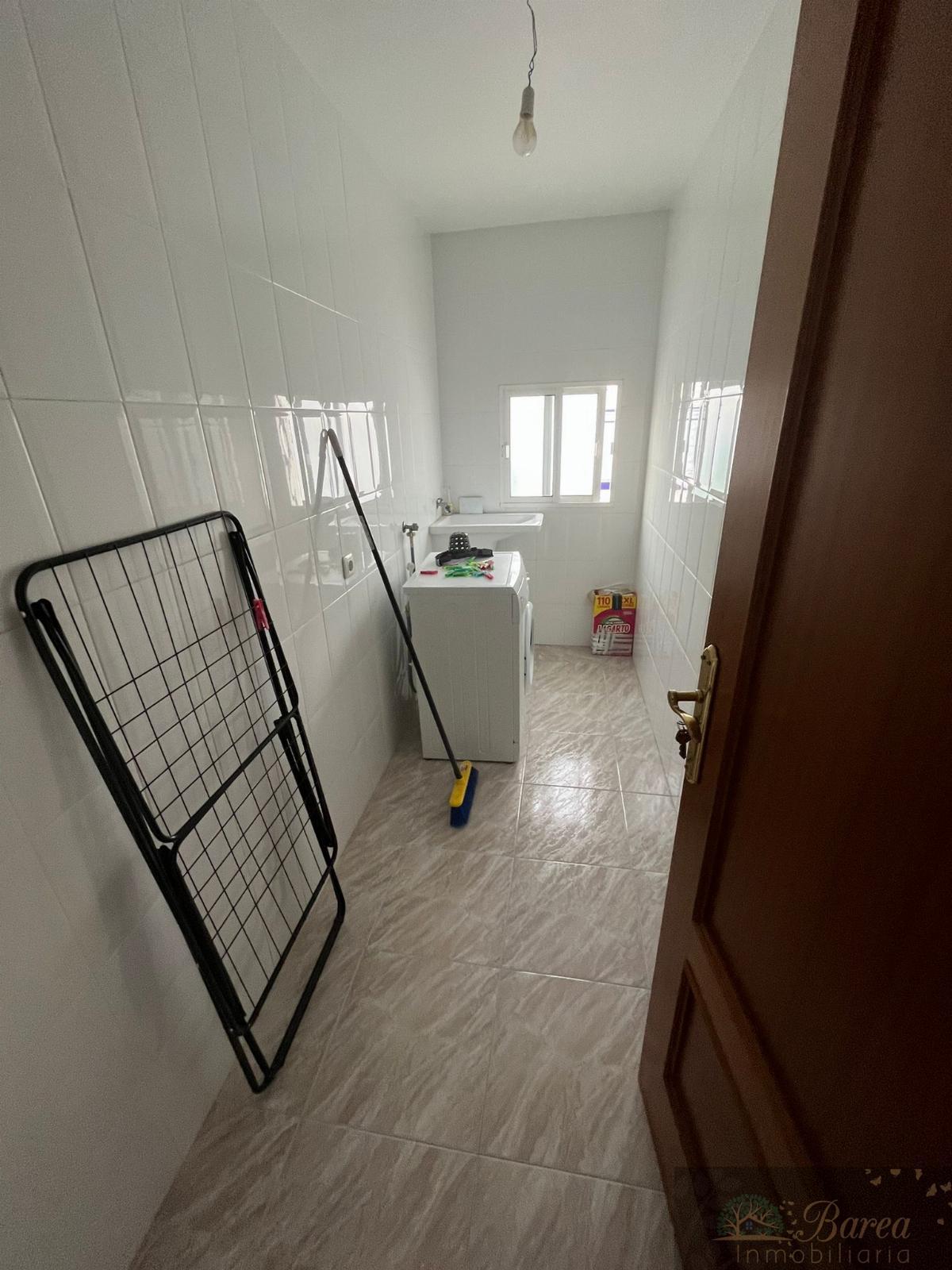 Zu verkaufen von wohnung in
 Rute