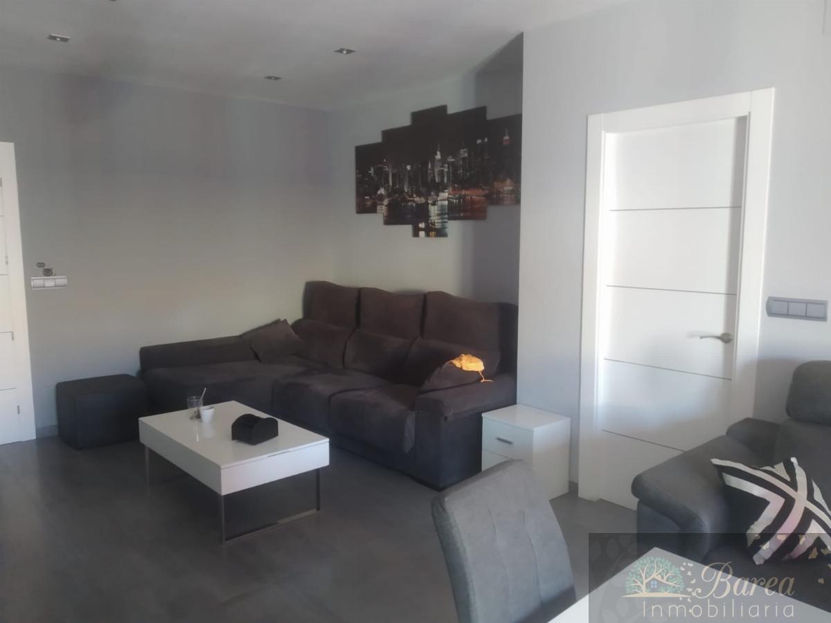 For rent of flat in Rute