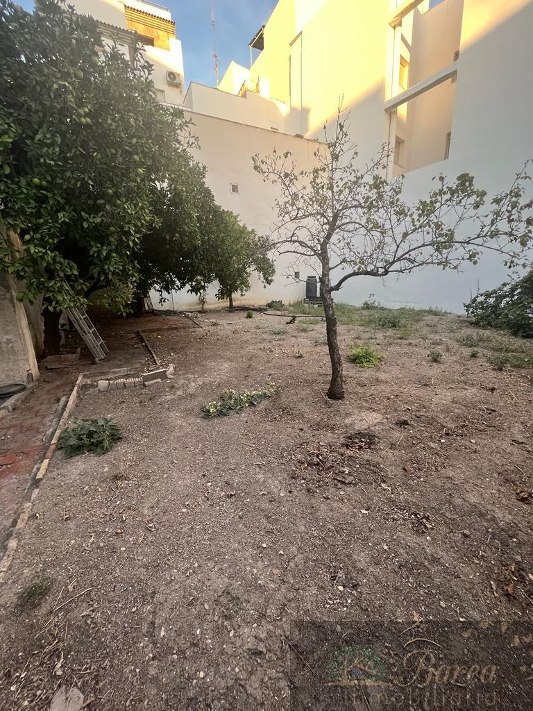 For sale of land in Rute