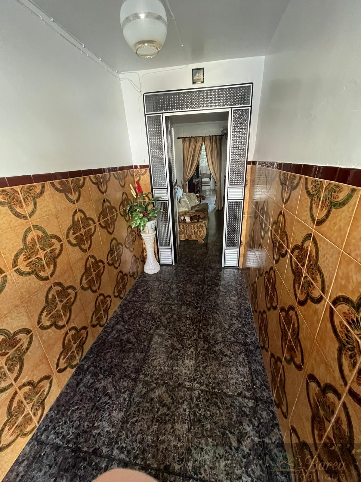 For sale of house in Rute