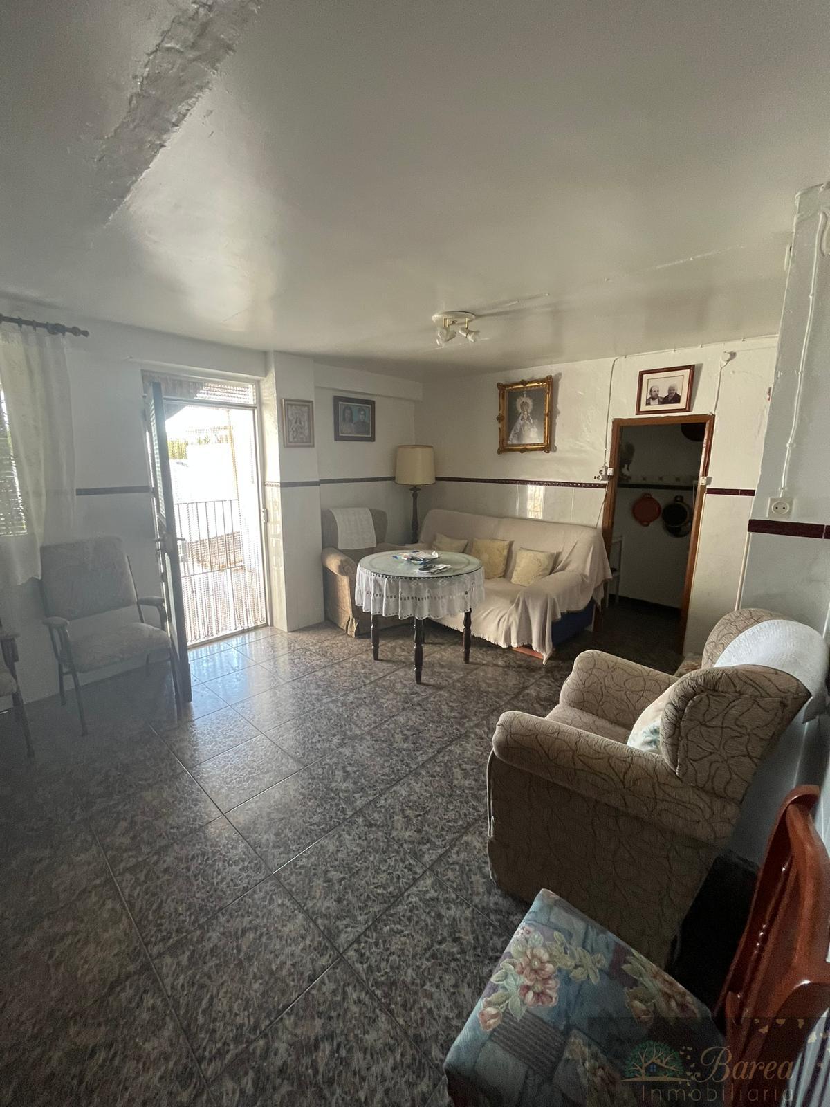 For sale of house in Rute