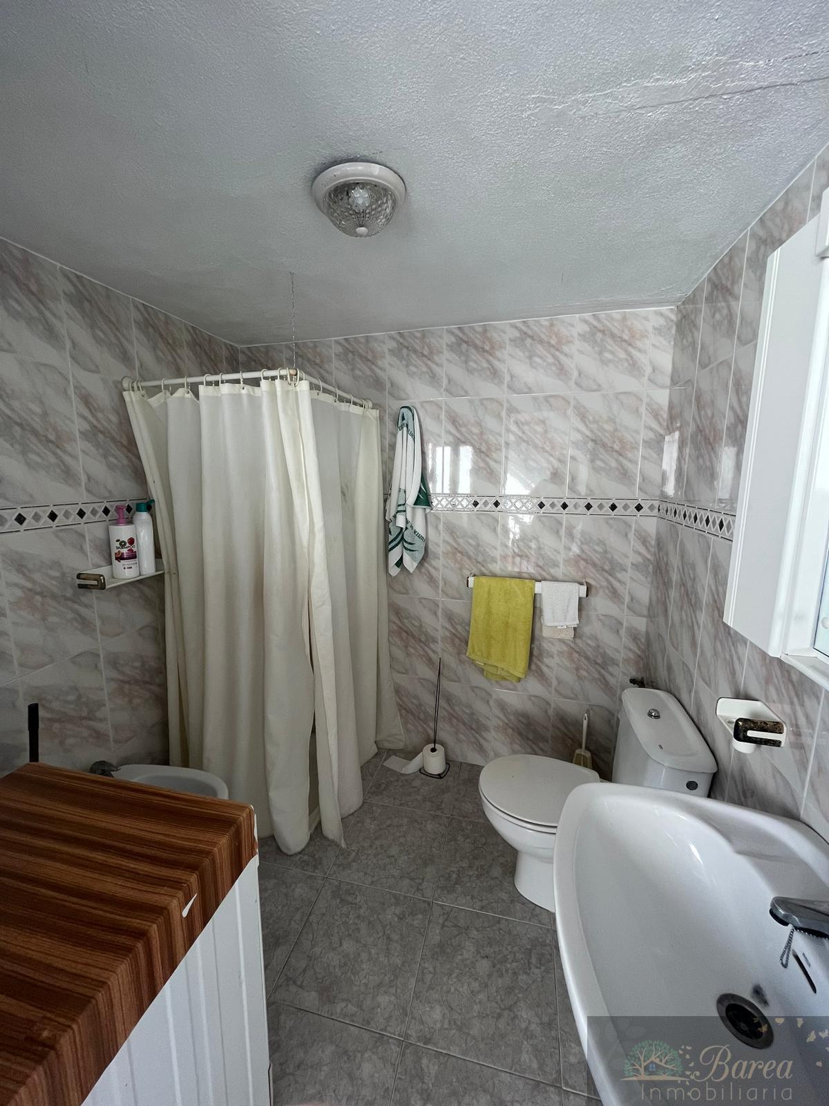 For sale of house in Rute