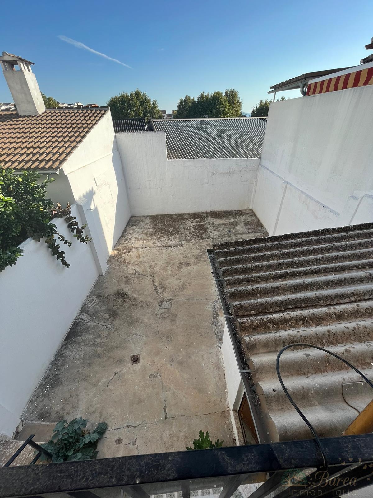 For sale of house in Rute