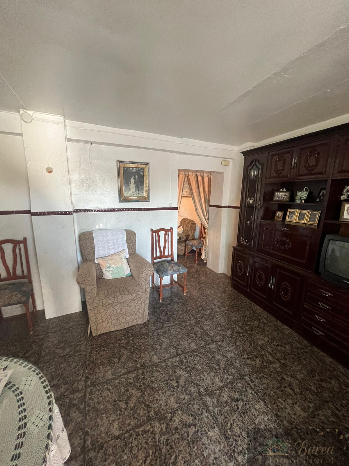 For sale of house in Rute