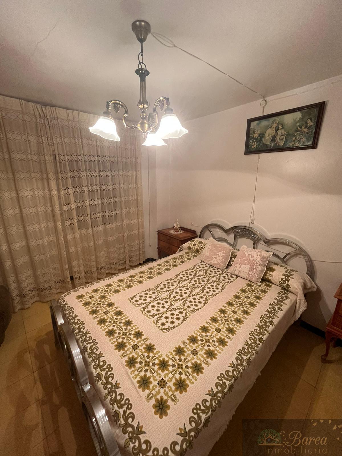 For sale of house in Rute