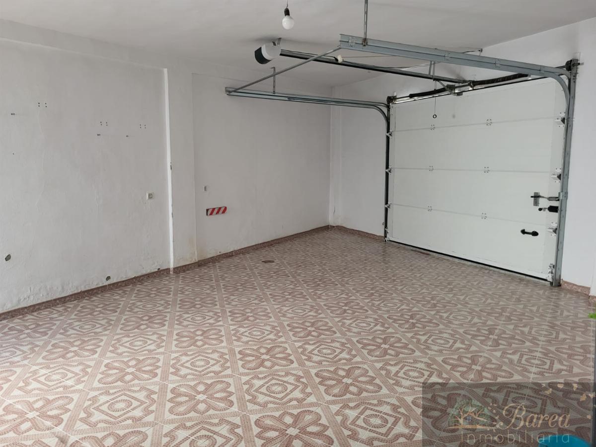 For sale of house in Aguilar de la Frontera