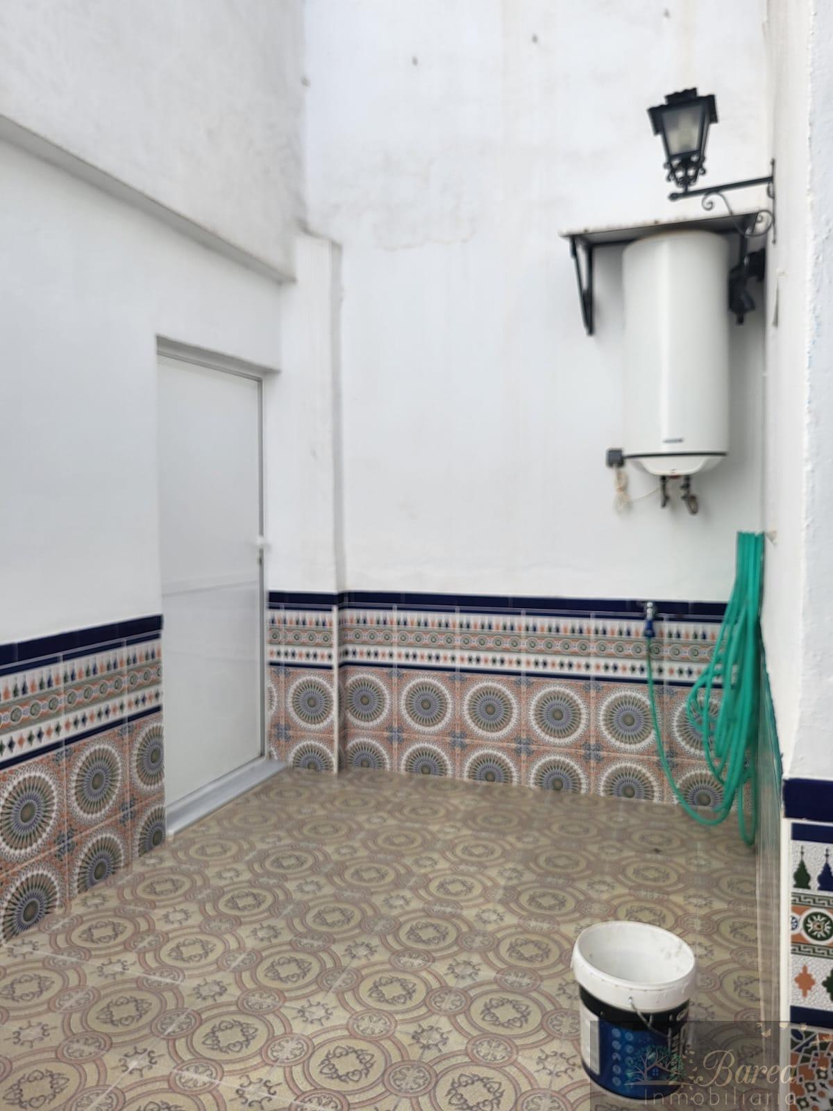 For sale of house in Aguilar de la Frontera