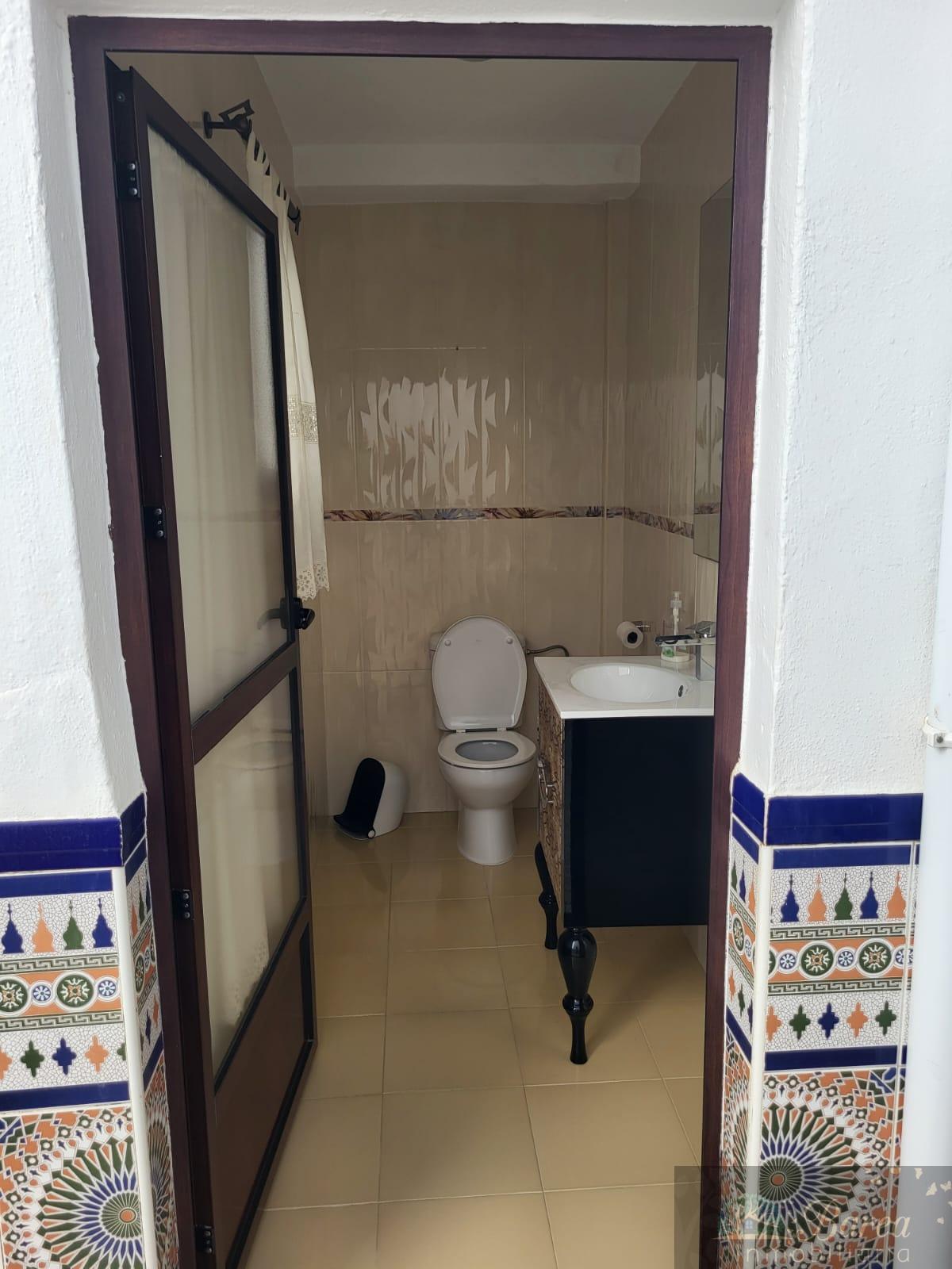 For sale of house in Aguilar de la Frontera