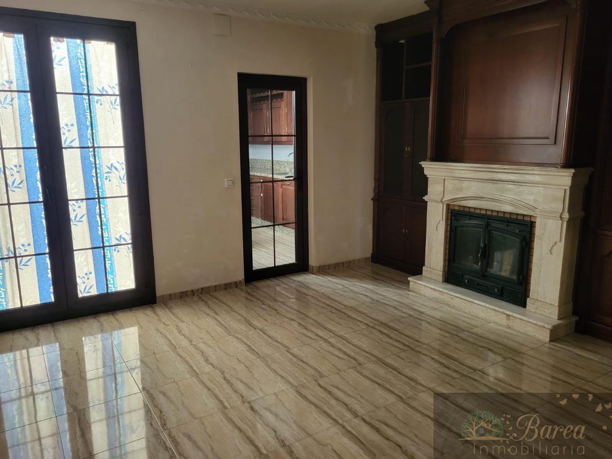 For sale of house in Aguilar de la Frontera