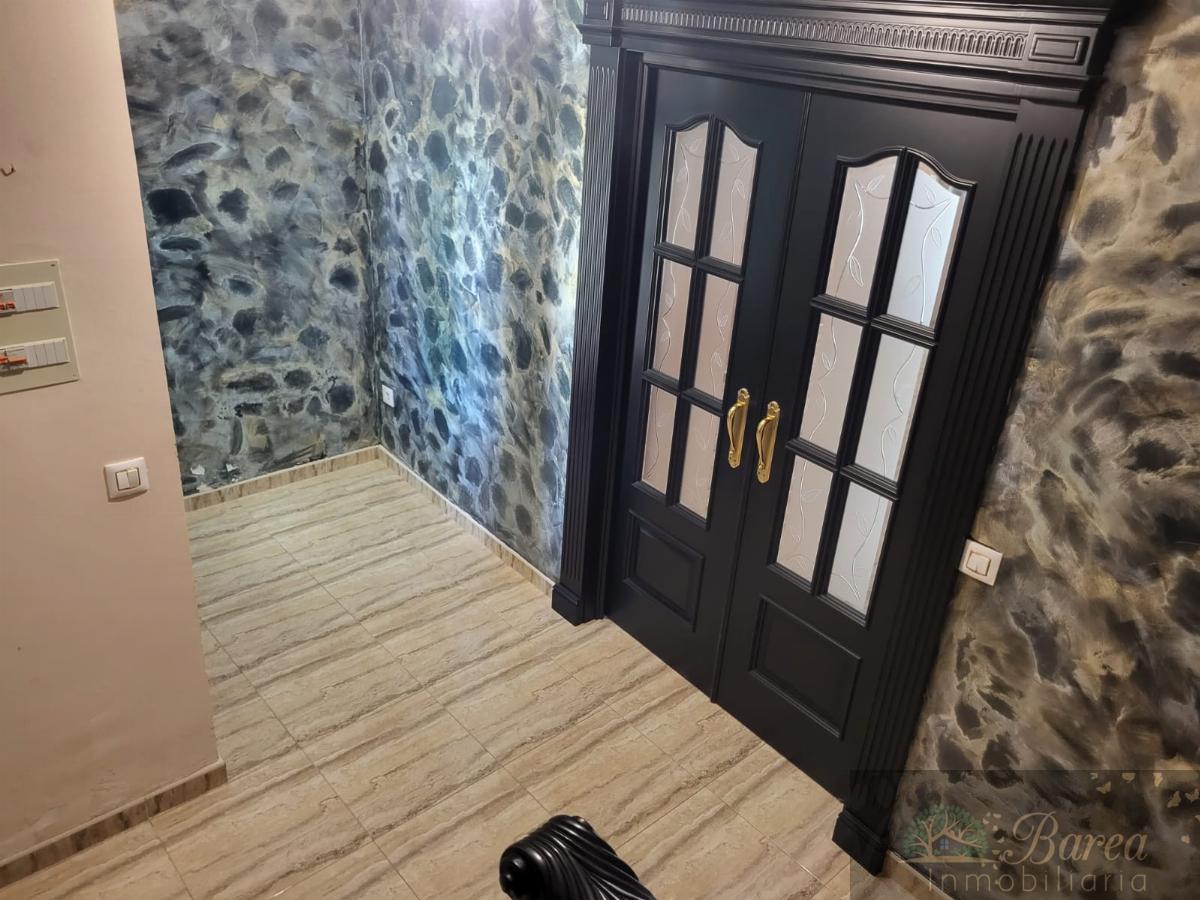 For sale of house in Aguilar de la Frontera