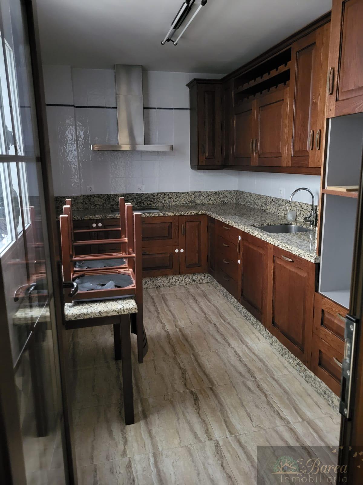 For sale of house in Aguilar de la Frontera