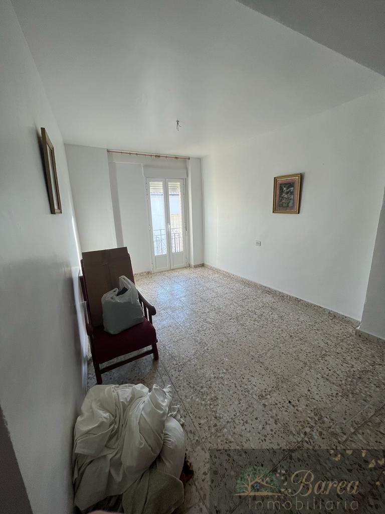 For sale of house in Rute