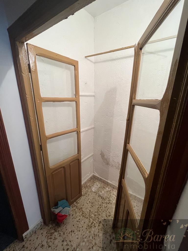 For sale of house in Rute