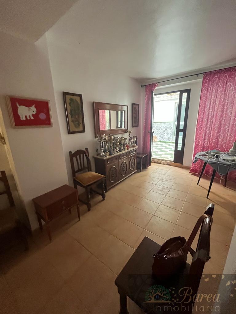 For sale of house in Rute