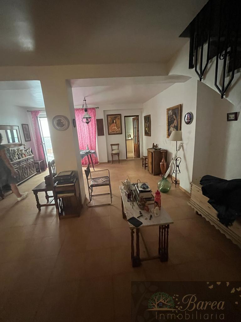 For sale of house in Rute