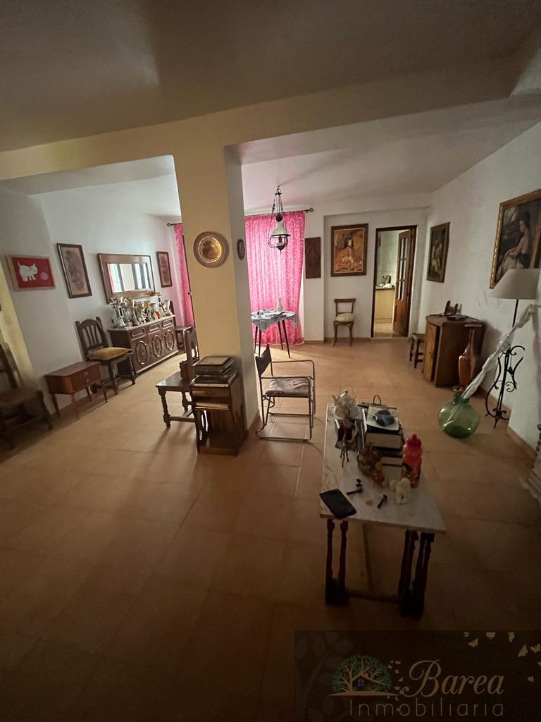 For sale of house in Rute