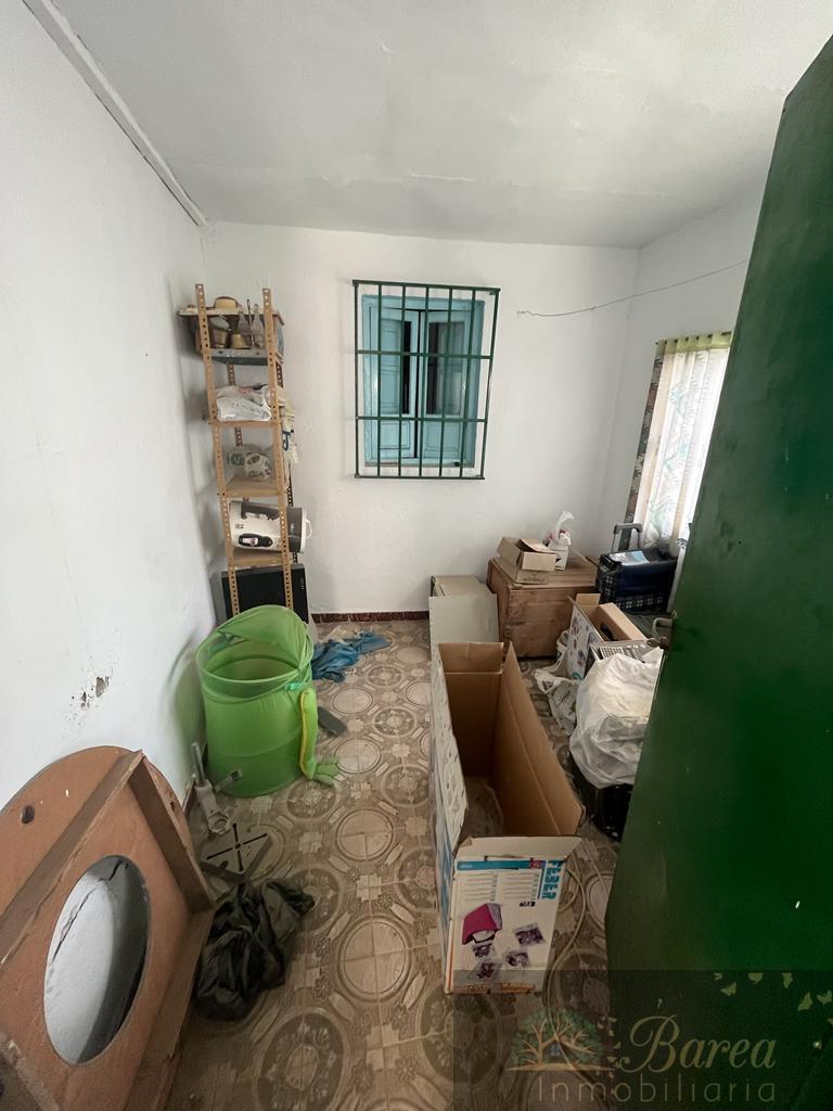 For sale of house in Rute
