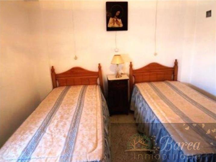 For sale of house in Rute