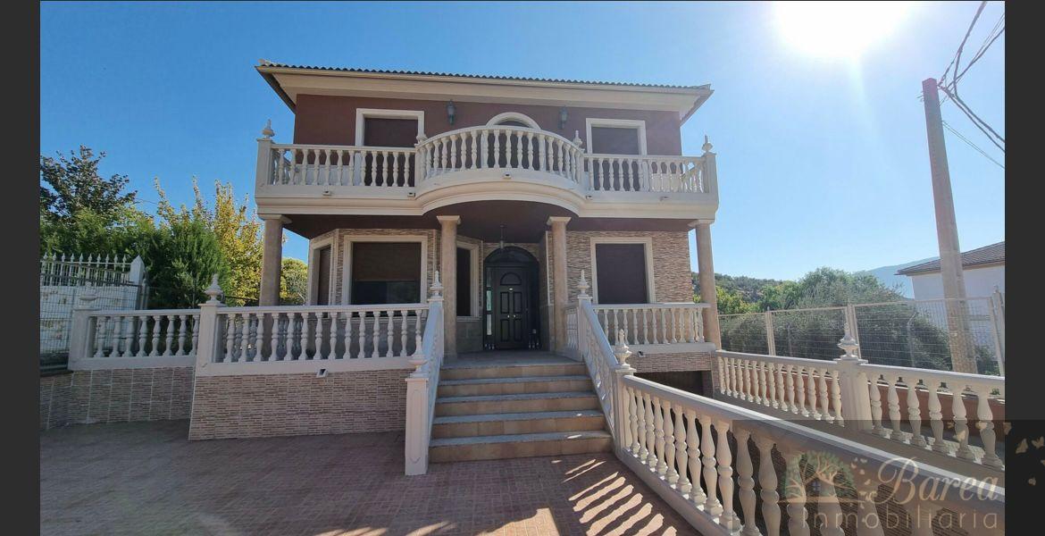 Venta de chalet en Rute