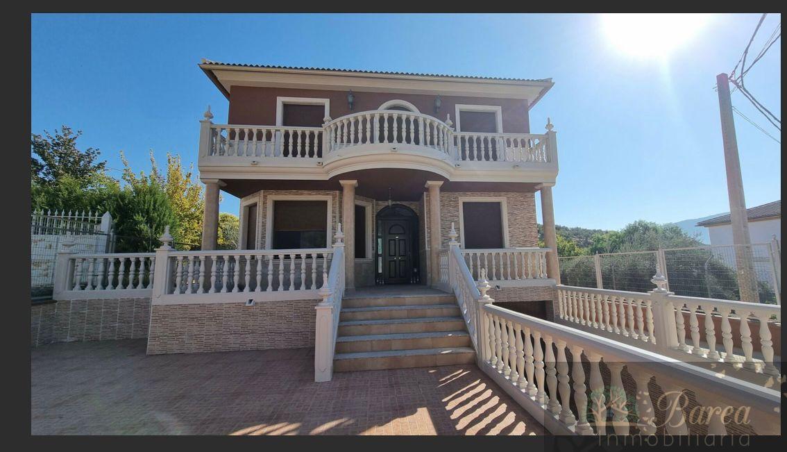 Venta de chalet en Rute