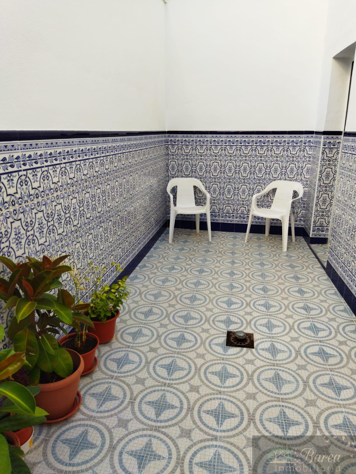 For sale of house in Rute