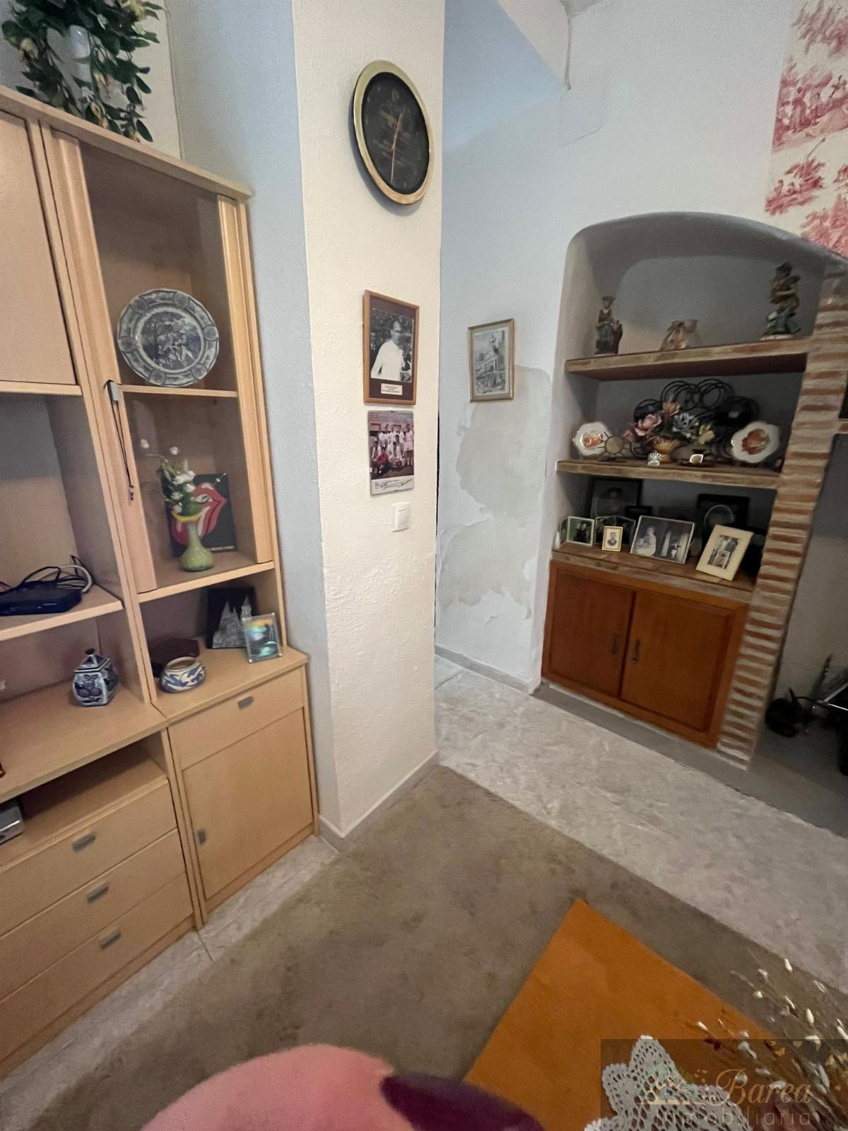 For sale of house in Rute