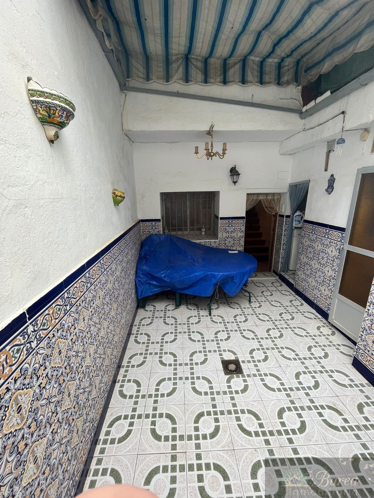 For sale of house in Rute