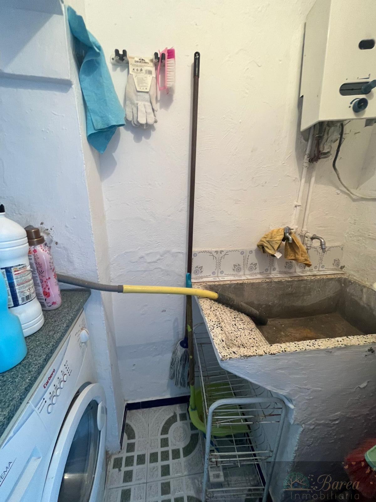 For sale of house in Rute
