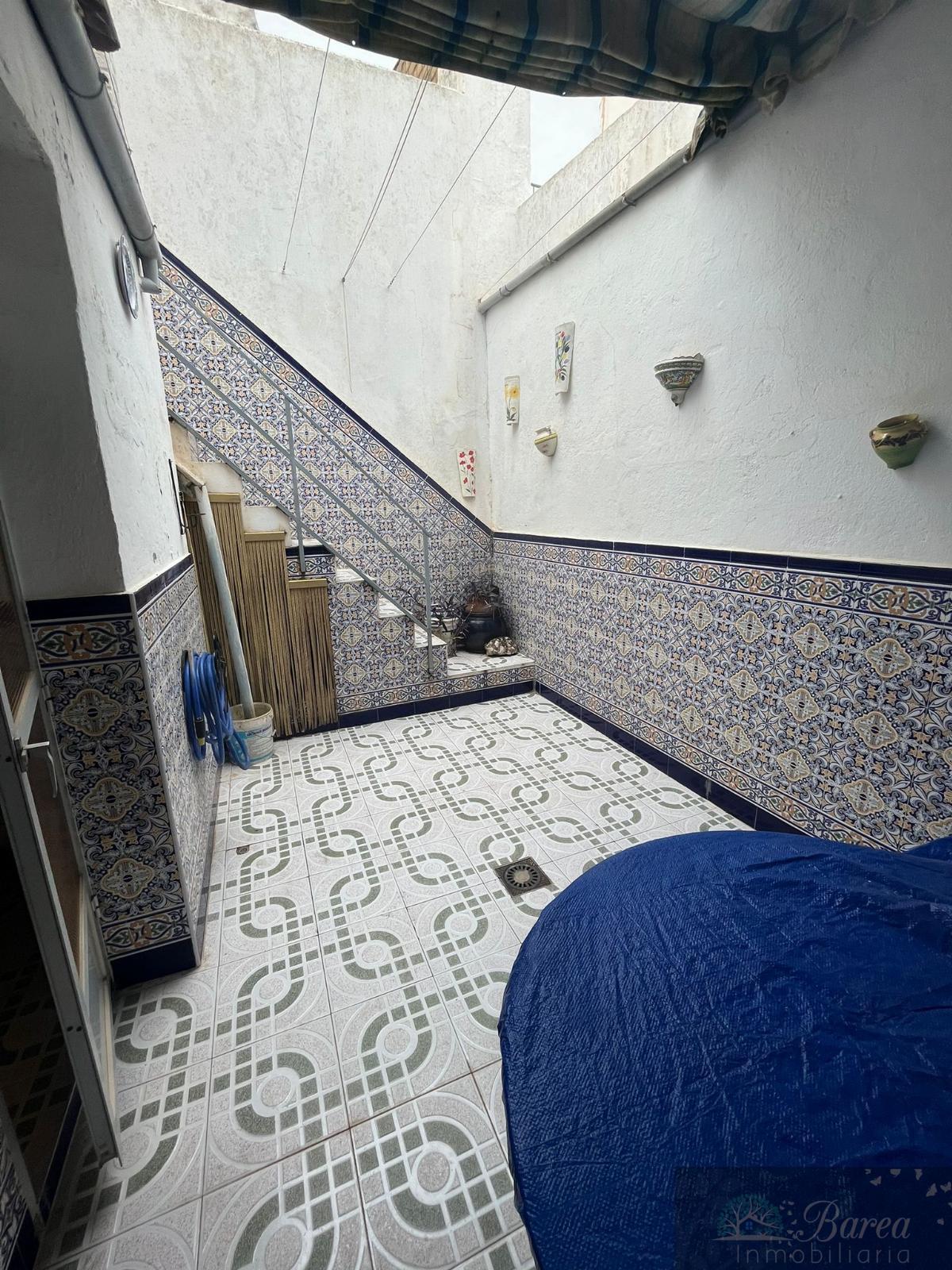 For sale of house in Rute