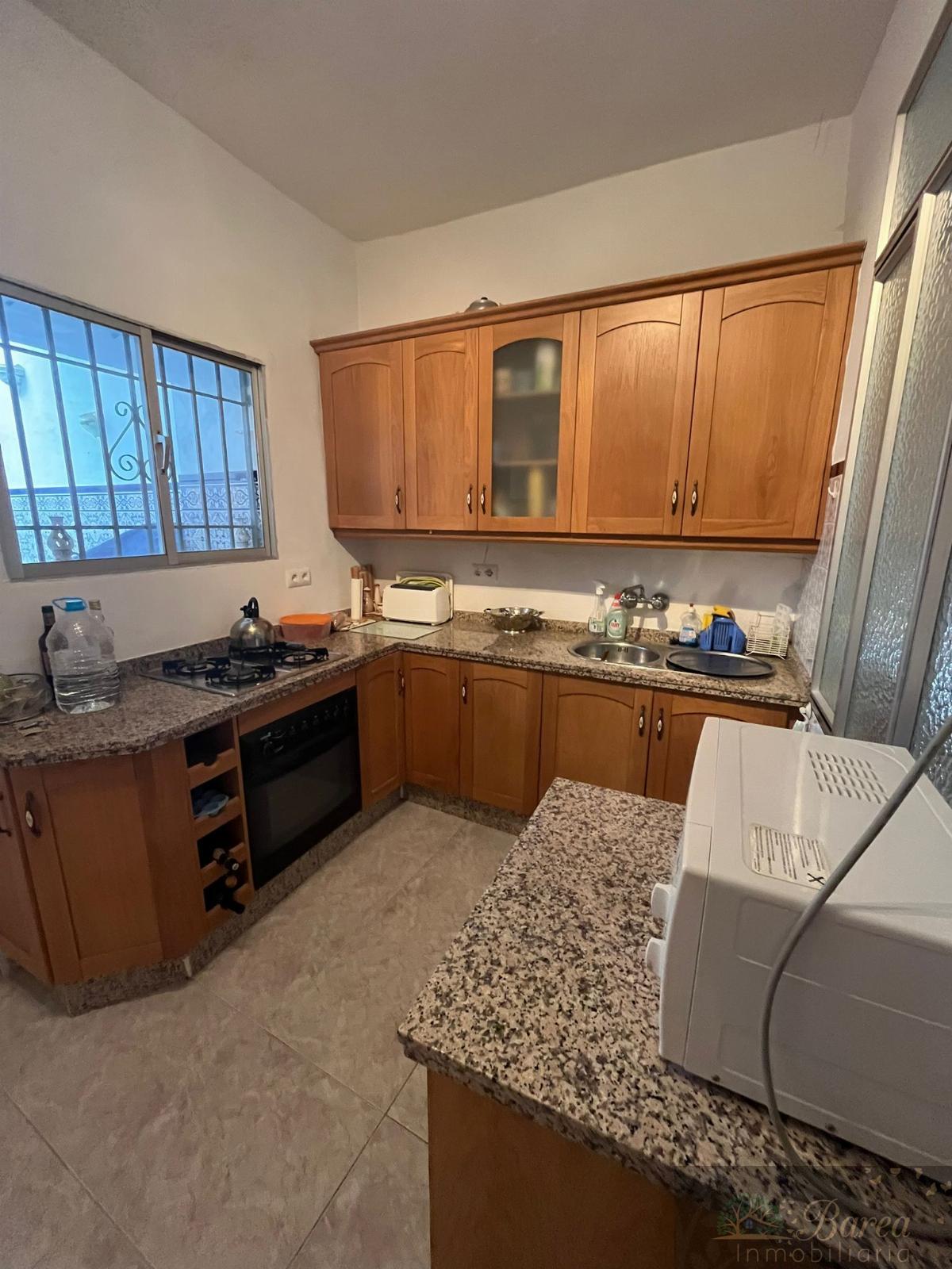 For sale of house in Rute