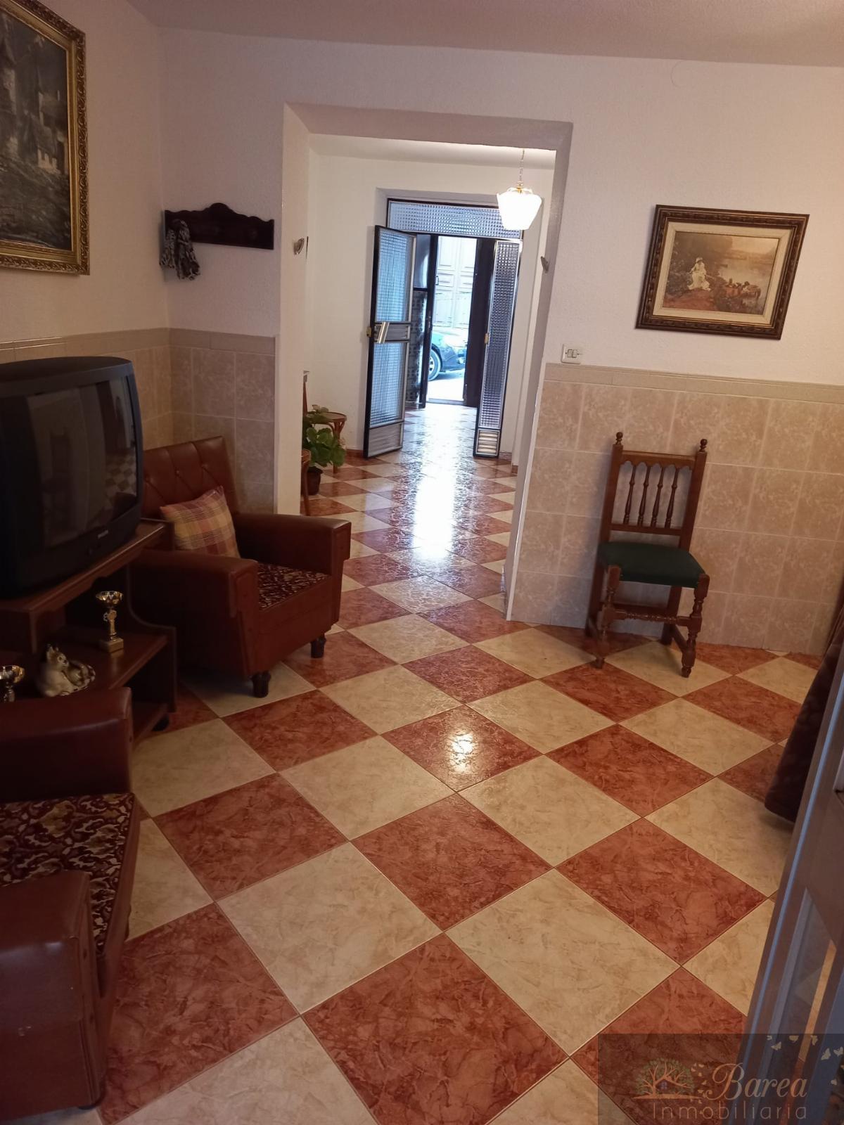 For sale of house in Rute