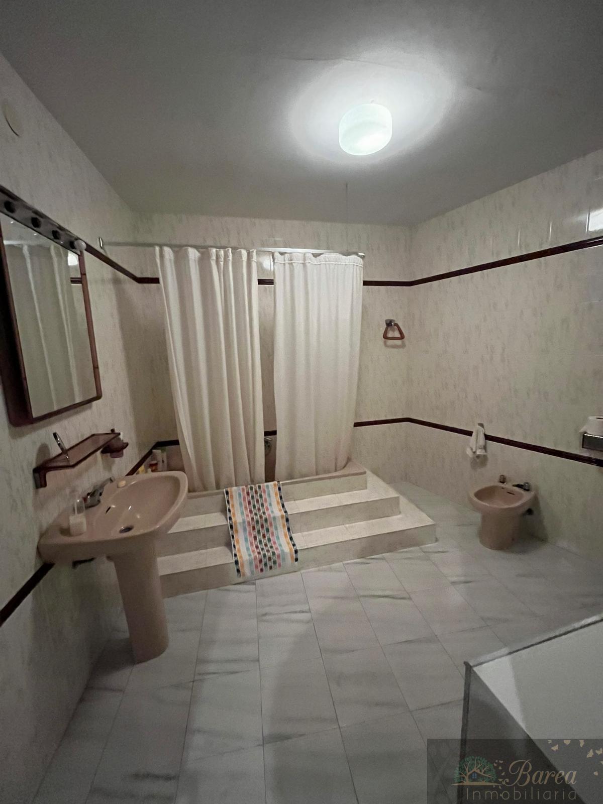 For sale of house in Rute