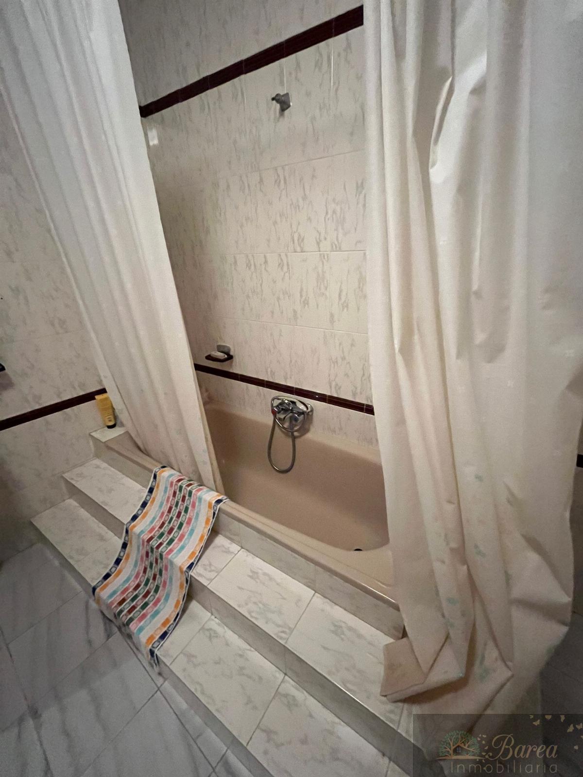 For sale of house in Rute