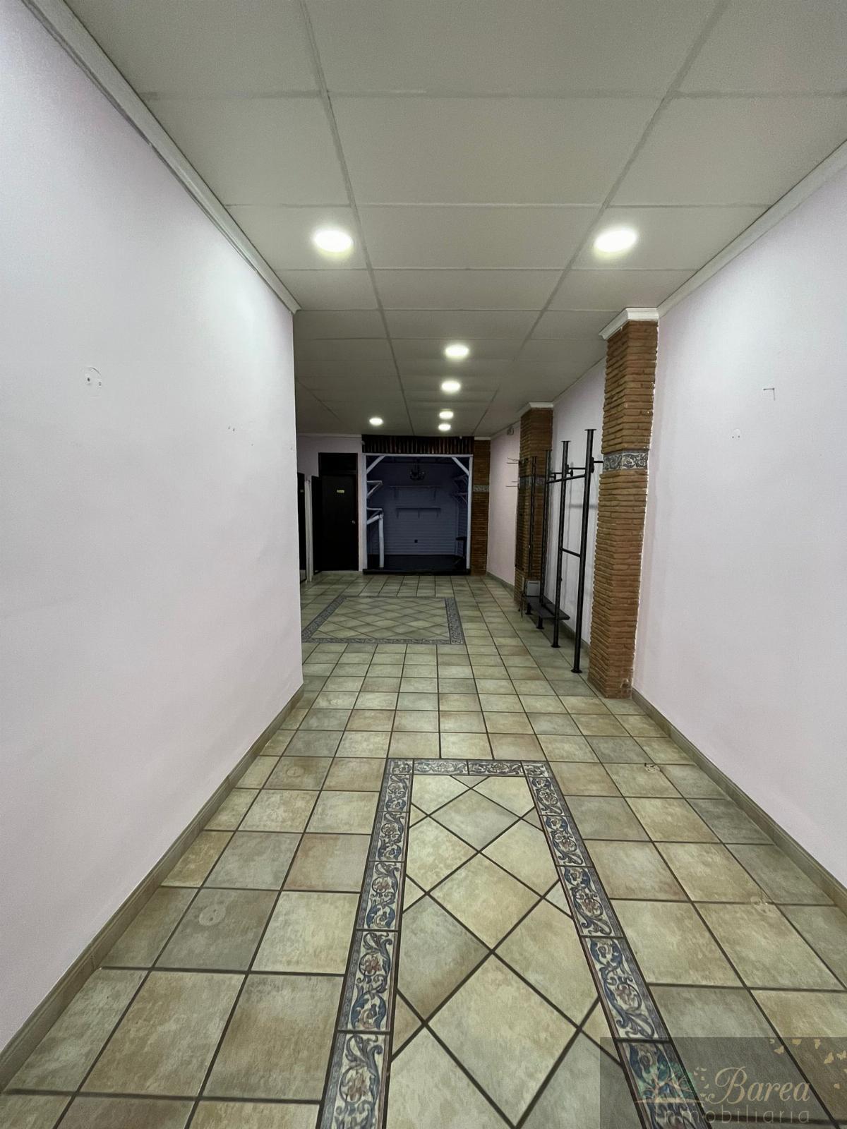 For rent of commercial in Rute