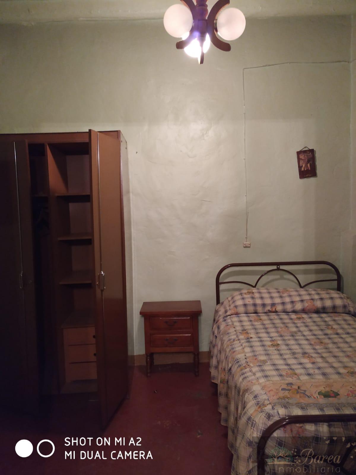 For sale of house in Rute