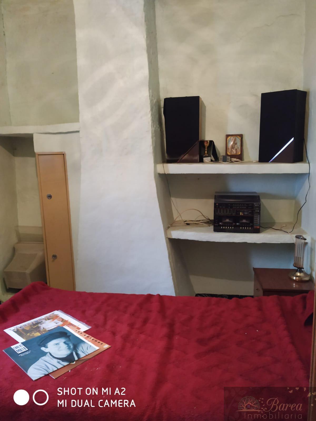 For sale of house in Rute