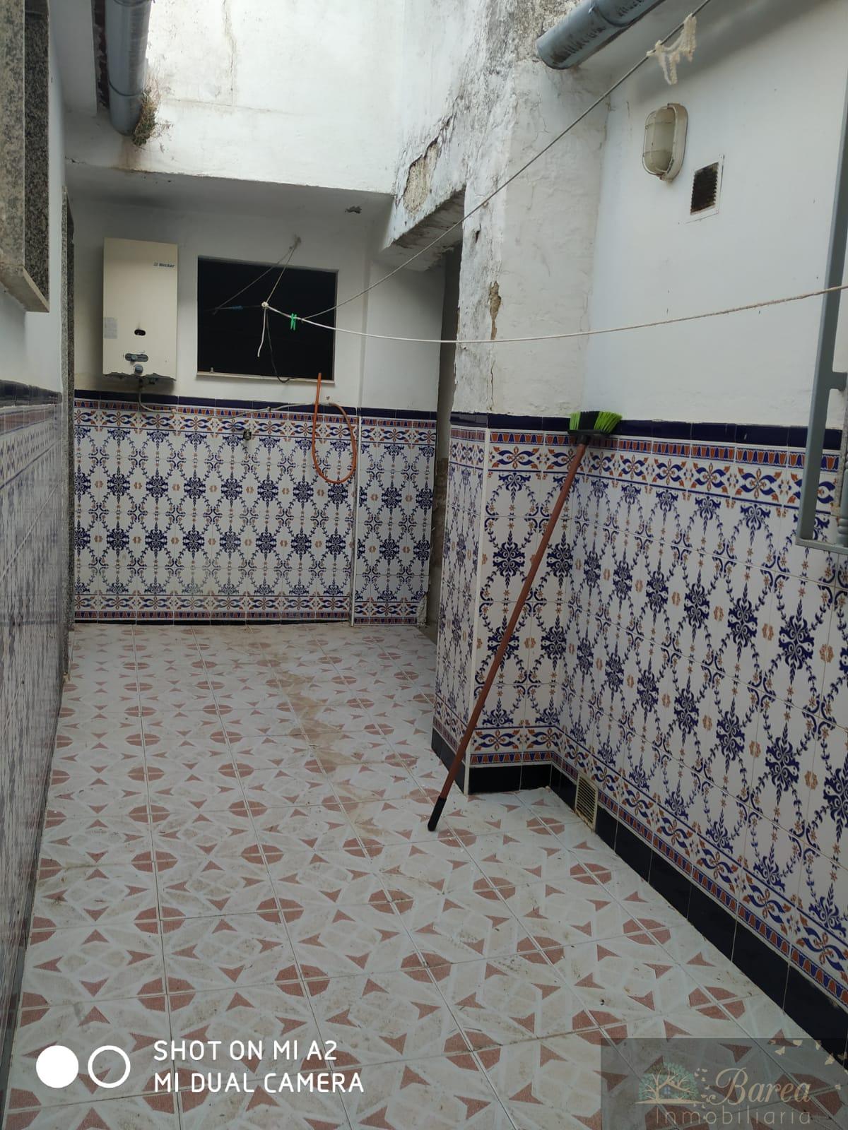 For sale of house in Rute