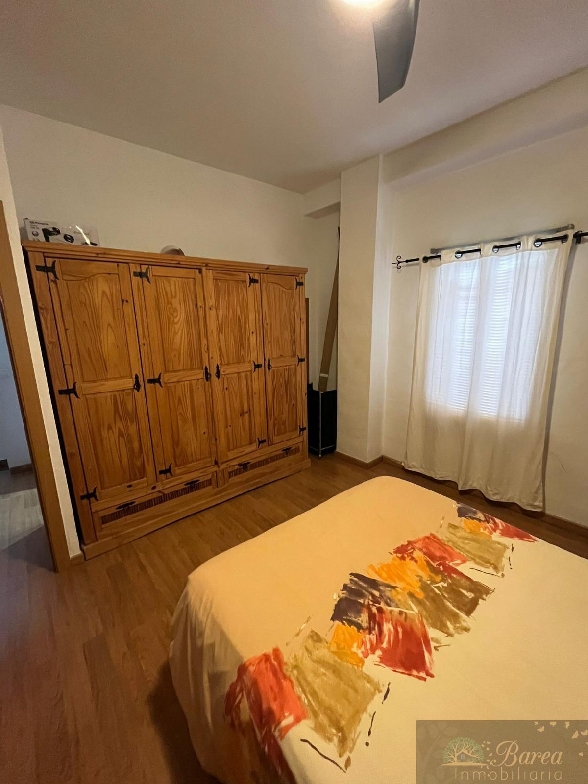 For rent of house in Rute