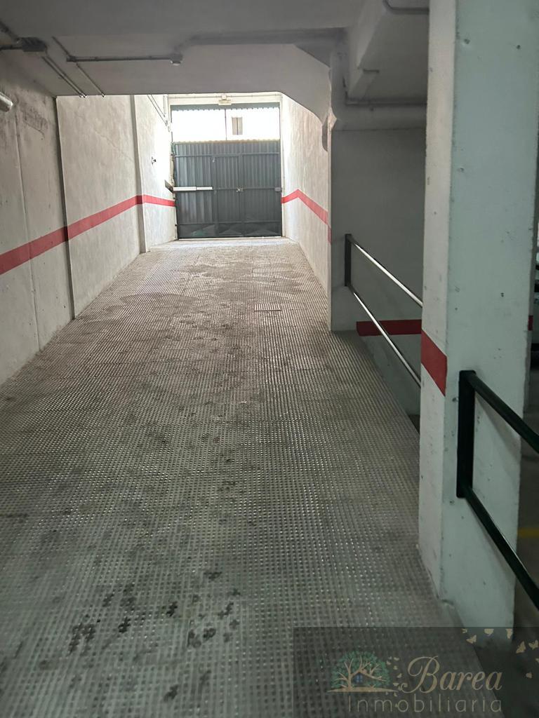 Аренда от

 Гараж на Lucena