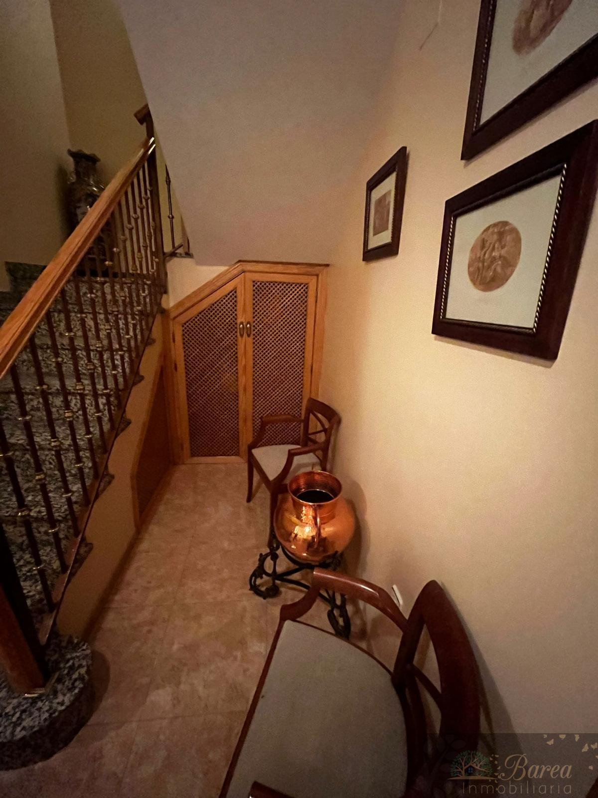 For sale of house in Rute