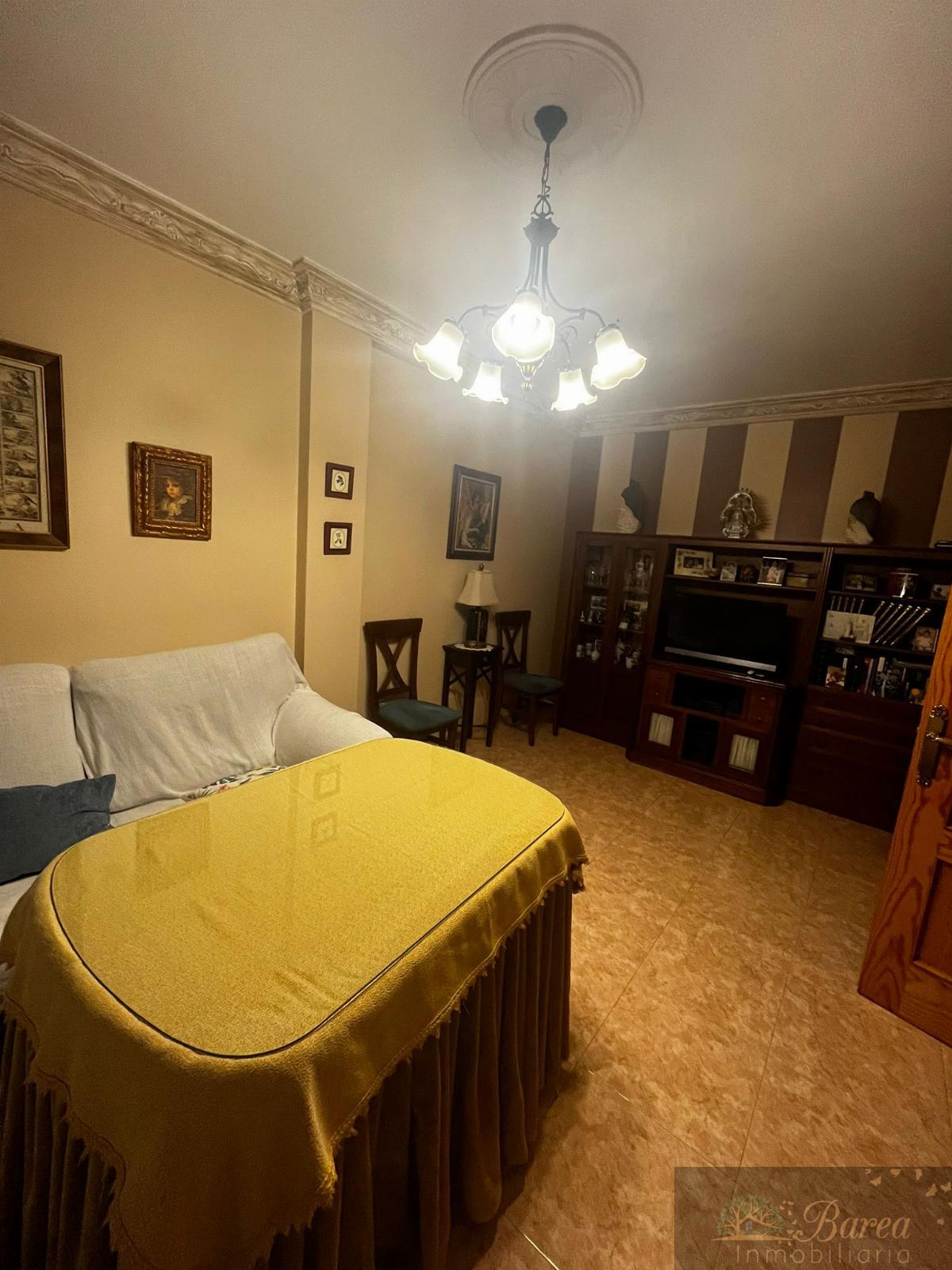 For sale of house in Rute