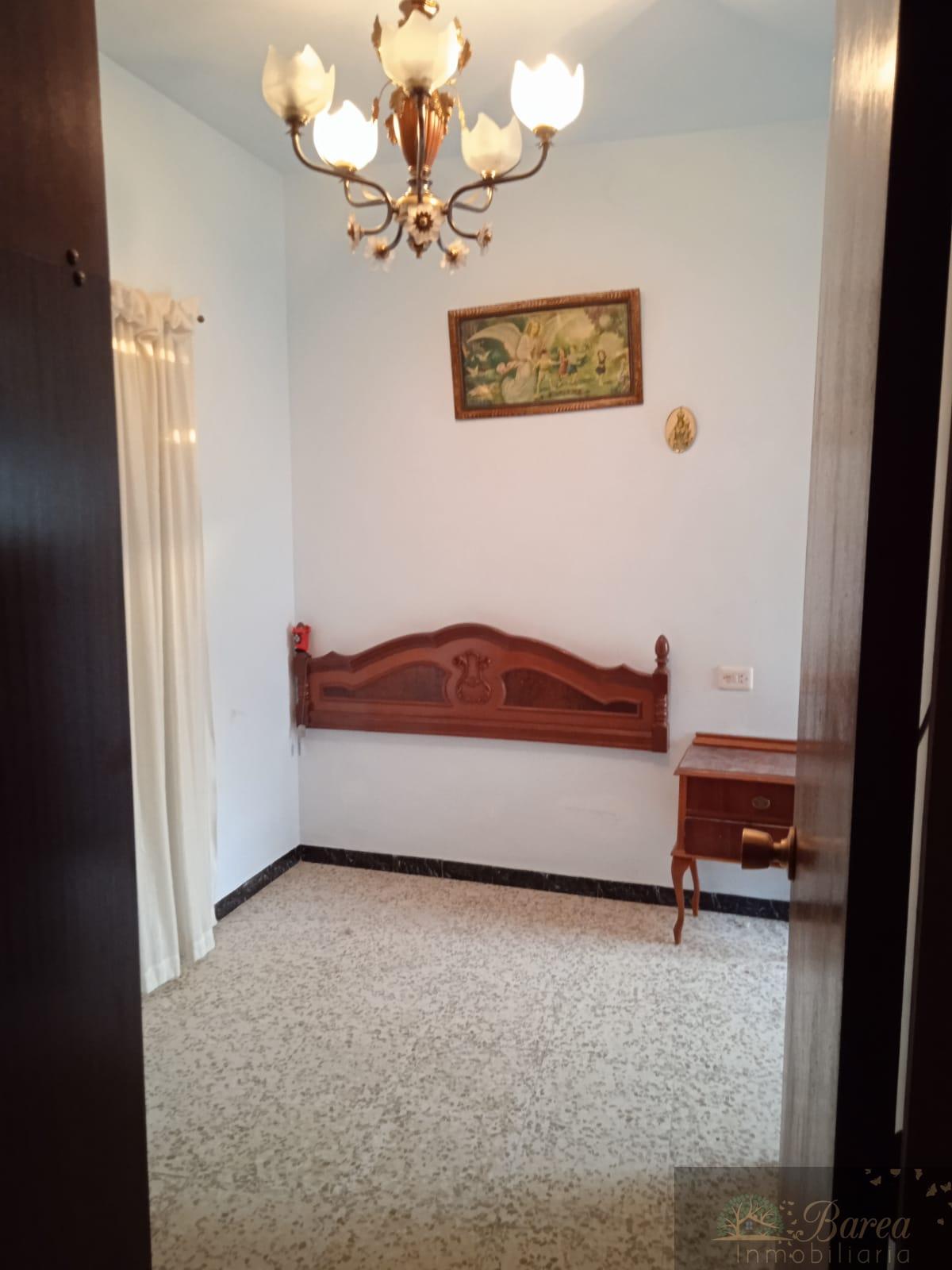 For sale of house in Rute