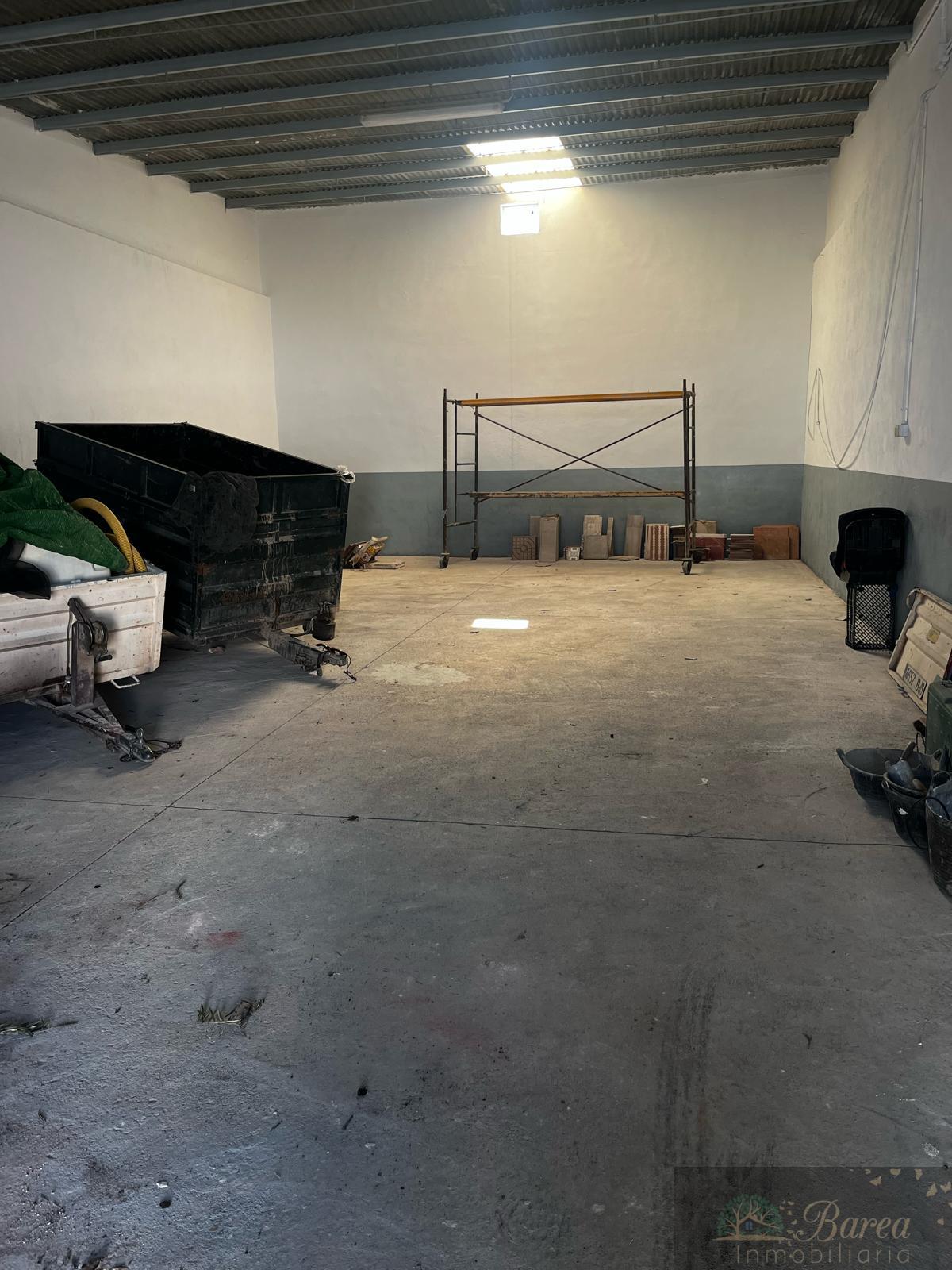 For sale of garage in Rute