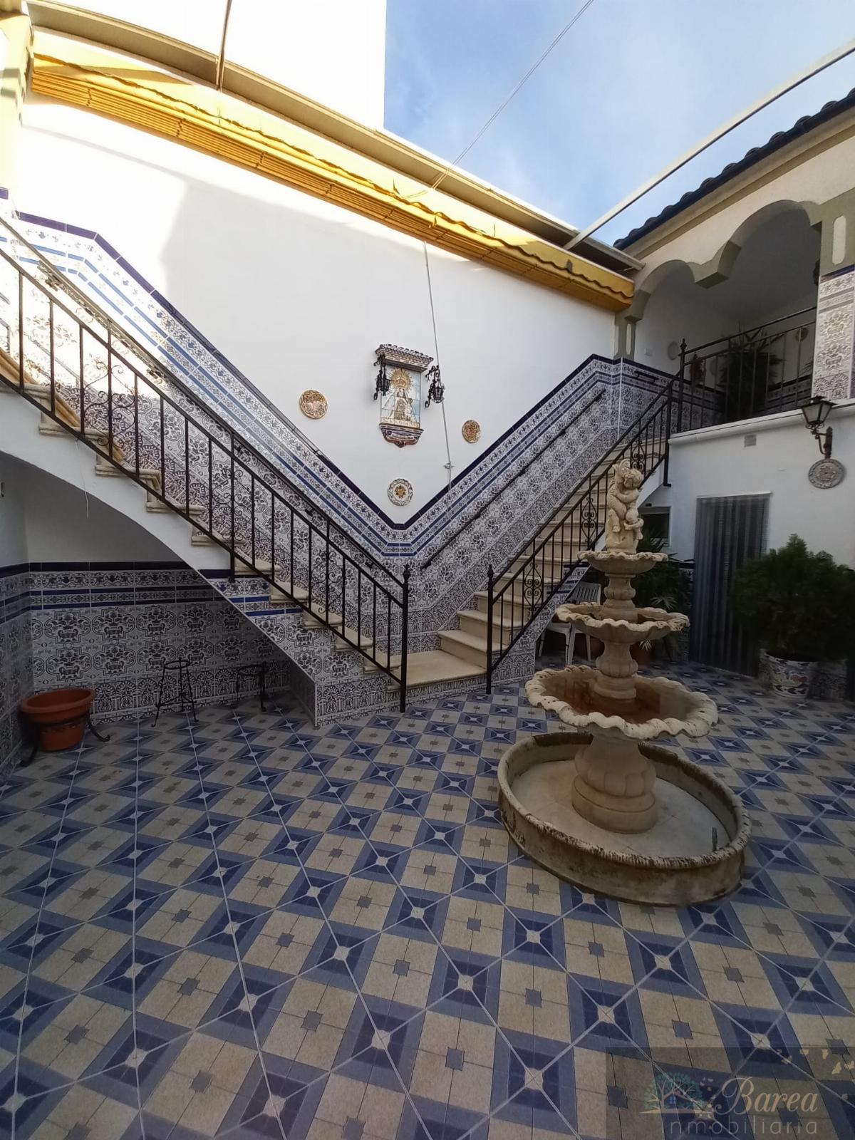 For sale of house in Rute