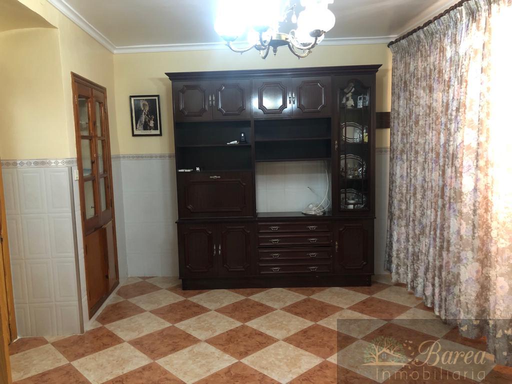 For sale of house in Rute